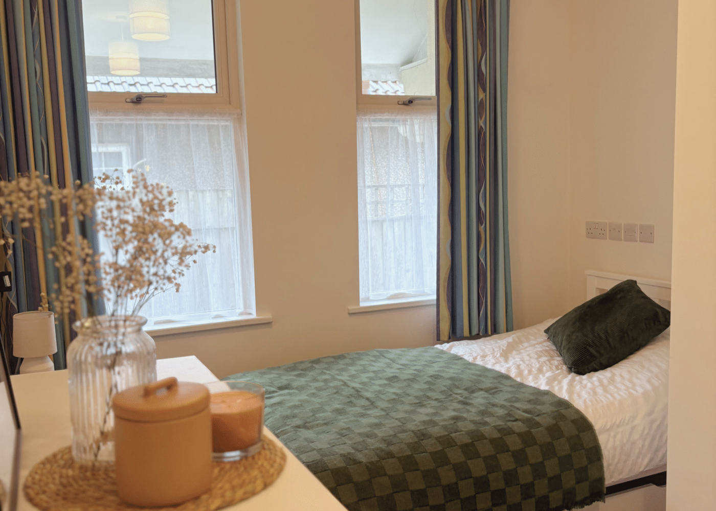 bedroom 2 (1)