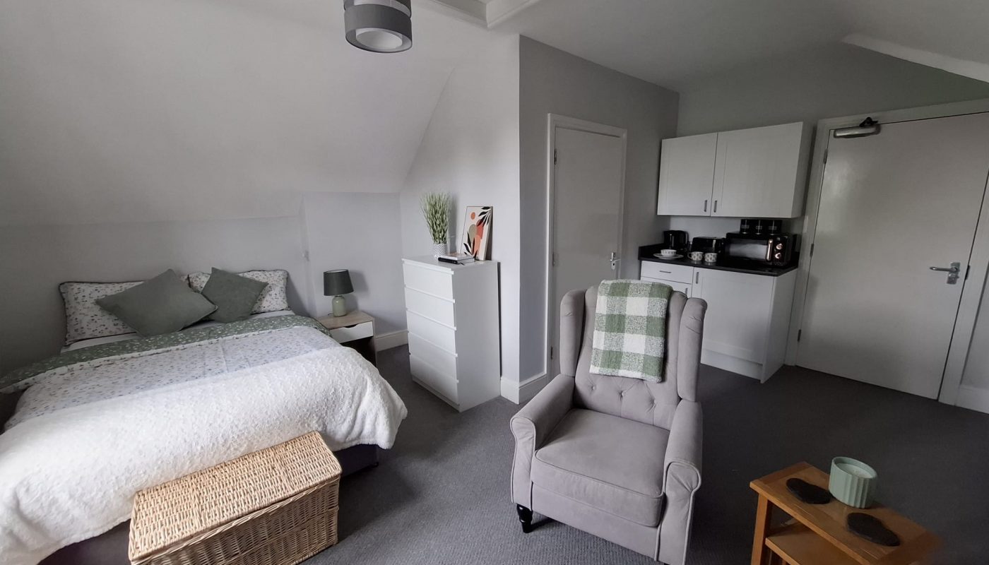 Westbury Room 19